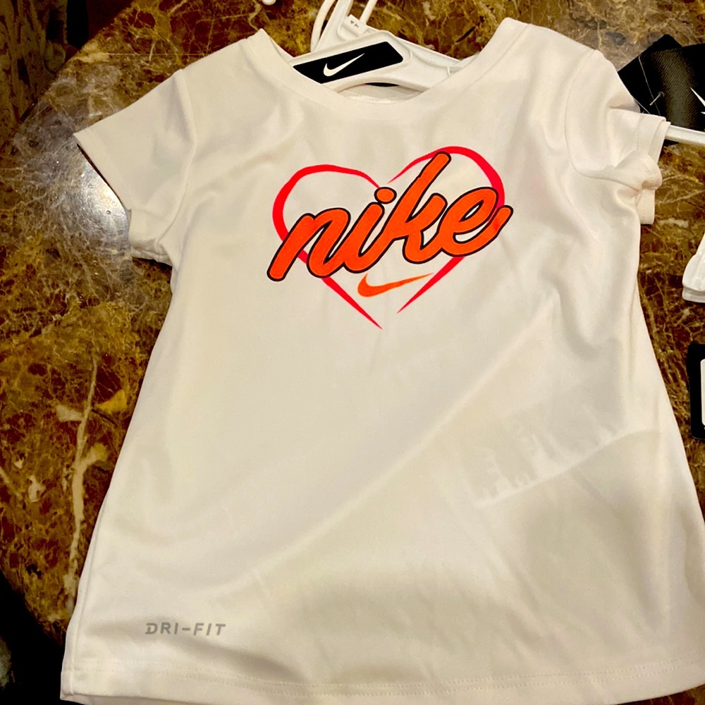 2-Piece set Dri-Fit Nike set brand new with tags